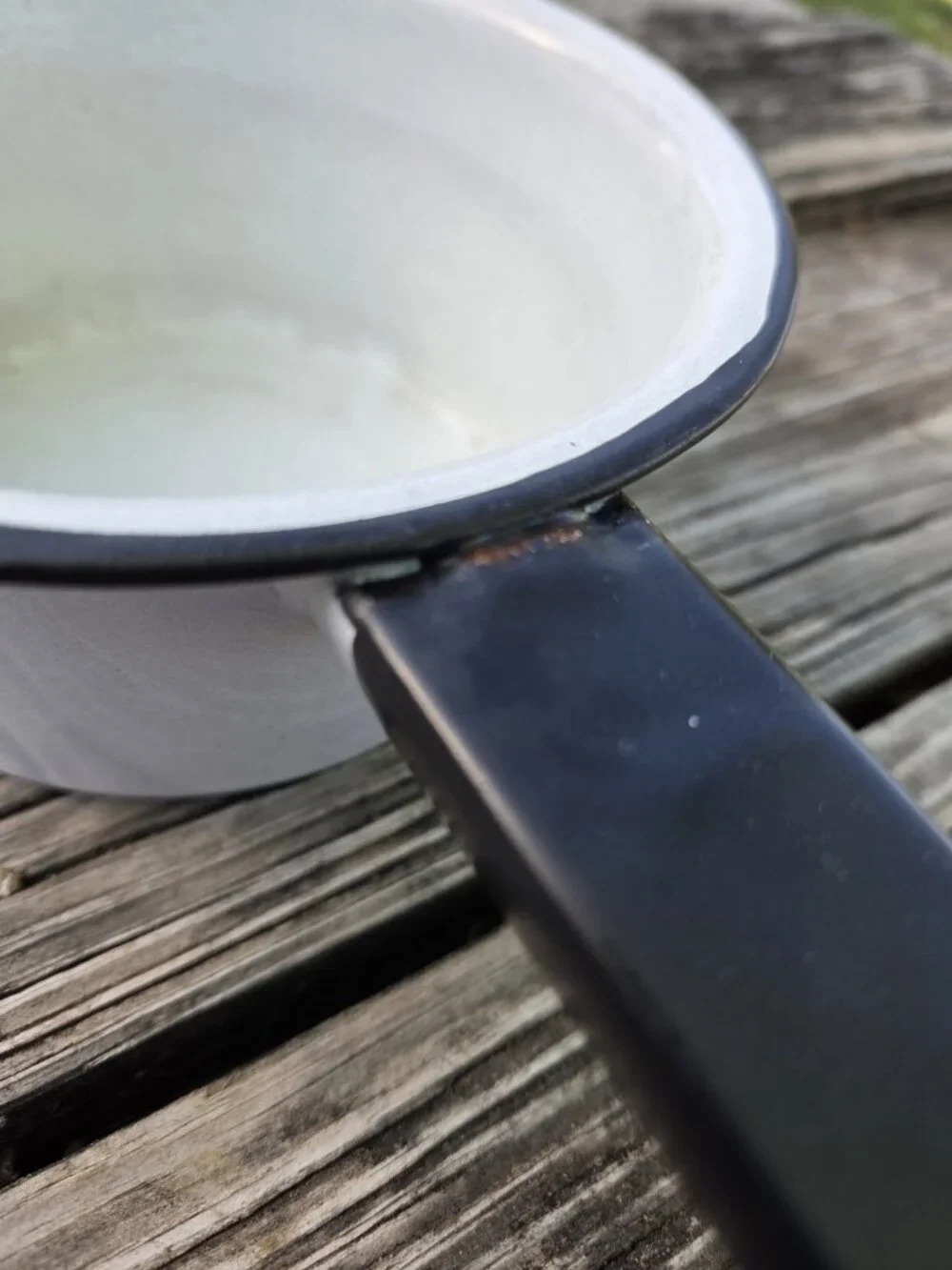 Vintage White with Black Trim Enamelware Saucepan with Lid Enamel‎ Tuxedo